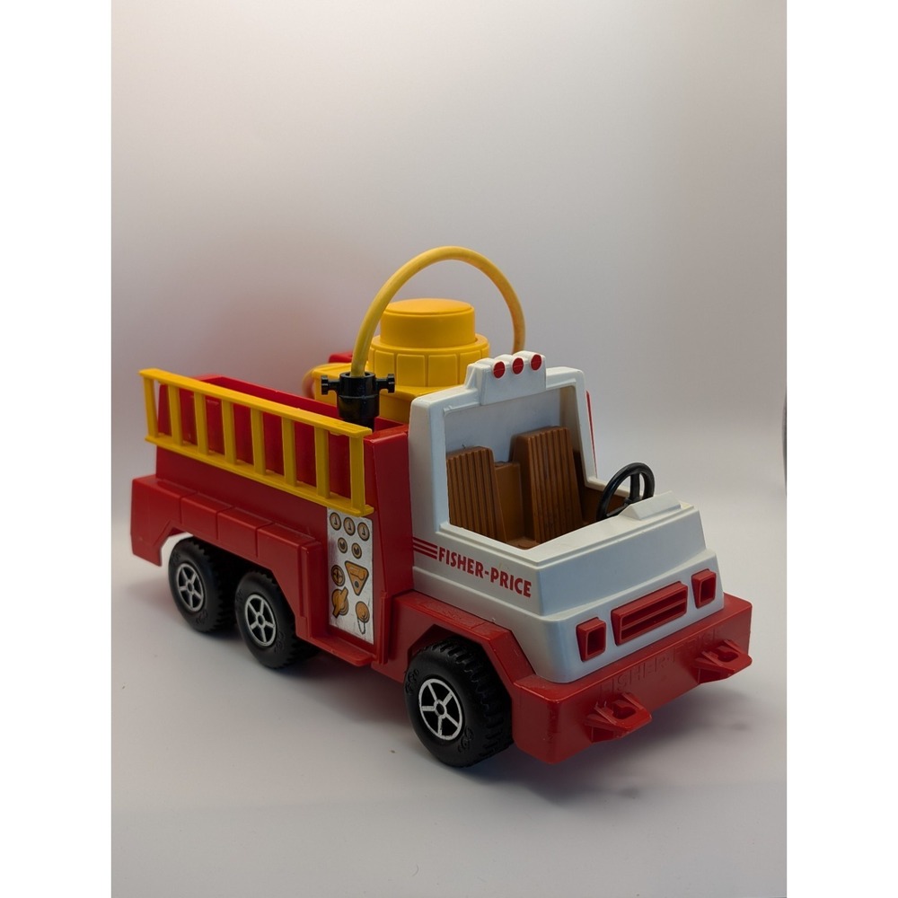 Fisher-Price 1983‎ Fire Truck #955 Water Pump Vintage Missing Parts Used